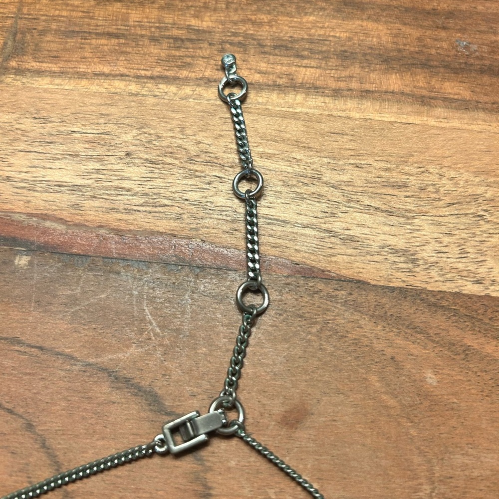 Elegant Silver Plated Necklace with Clear Stones - Picture 3 of 5